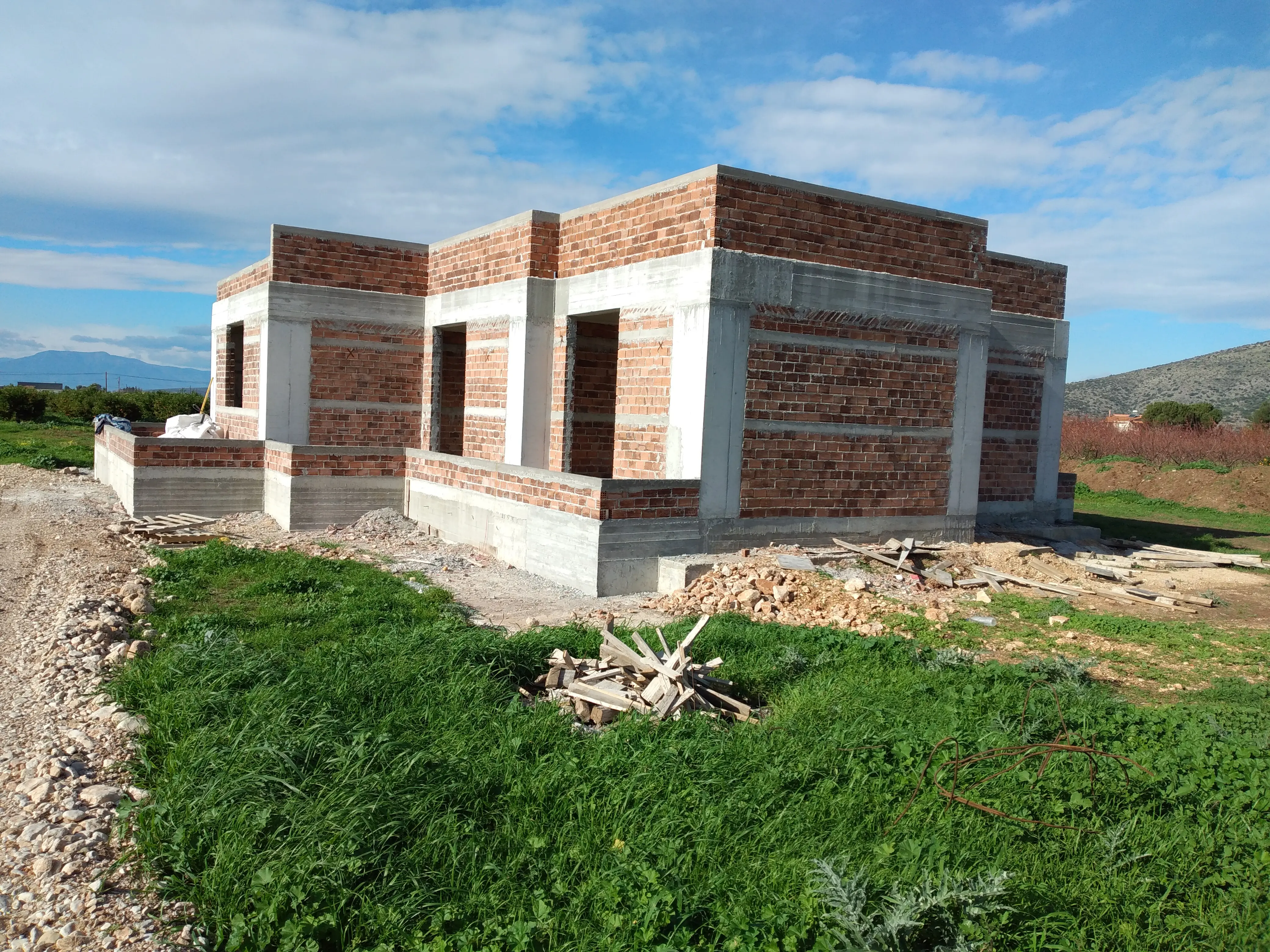 Ισόγεια κατοικία στα Ίρια